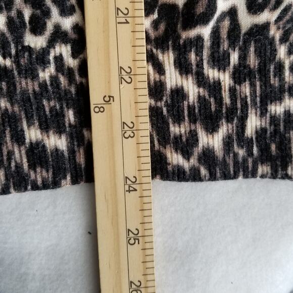 Cable & Gauge Women's Animal Print Sleeveless Turtleneck Sweater, Size S - Picture 6 of 6